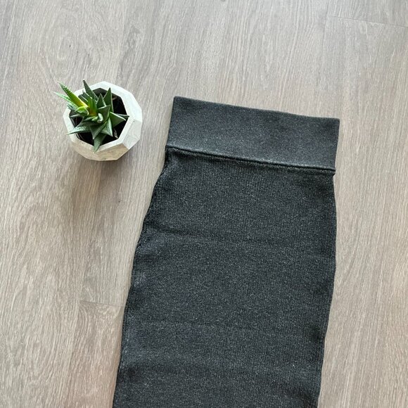 BNWOT WILFRED FREE Dark Grey Knit High-Waist Midi Bodycon Skirt (from Aritzia) - Picture 3 of 10